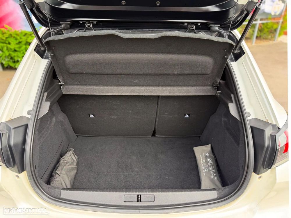 Peugeot 208 1.5 BlueHDi GT - 13