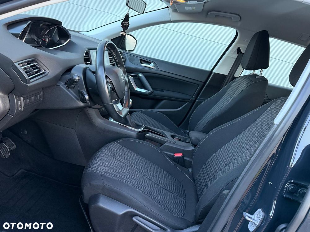 Peugeot 308 BlueHDi FAP 130 Stop & Start Active - 19