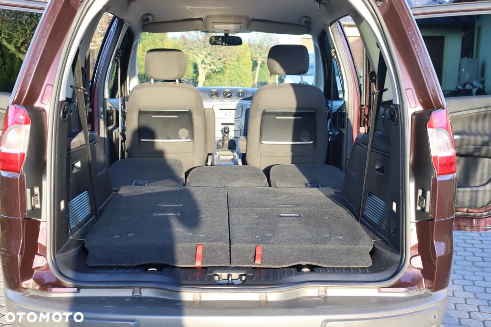 Ford Galaxy - 11
