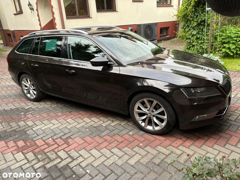 Skoda Superb 2.0 TDI 4x4 Active DSG - 5