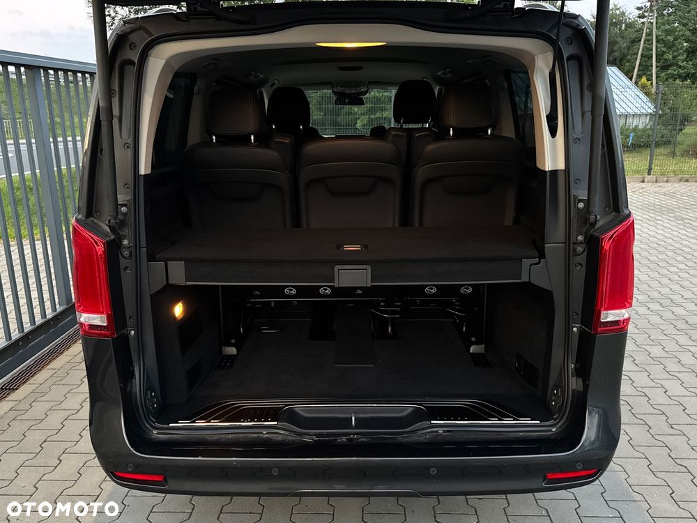 Mercedes-Benz Klasa V 300 d Avantgarde 9G-Tronic (d³ugi) - 32