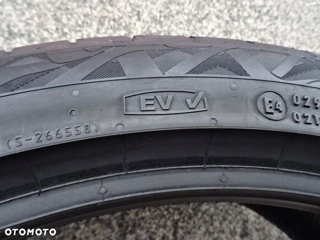 225/40/ZR18 92Y Extra loud Continental Premium Contact 7 - 9