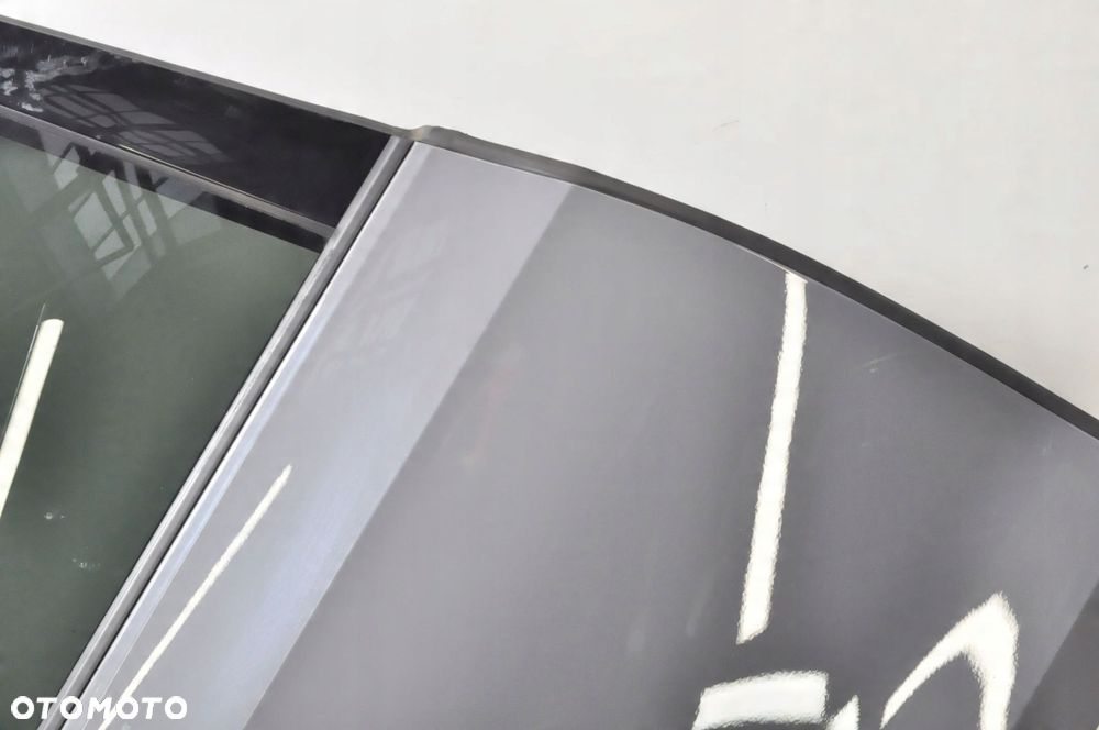 VOLKSWAGEN GOLF VIII  DRZWI PRAWY TYŁ PRAWE TYLNE LA7C - 4