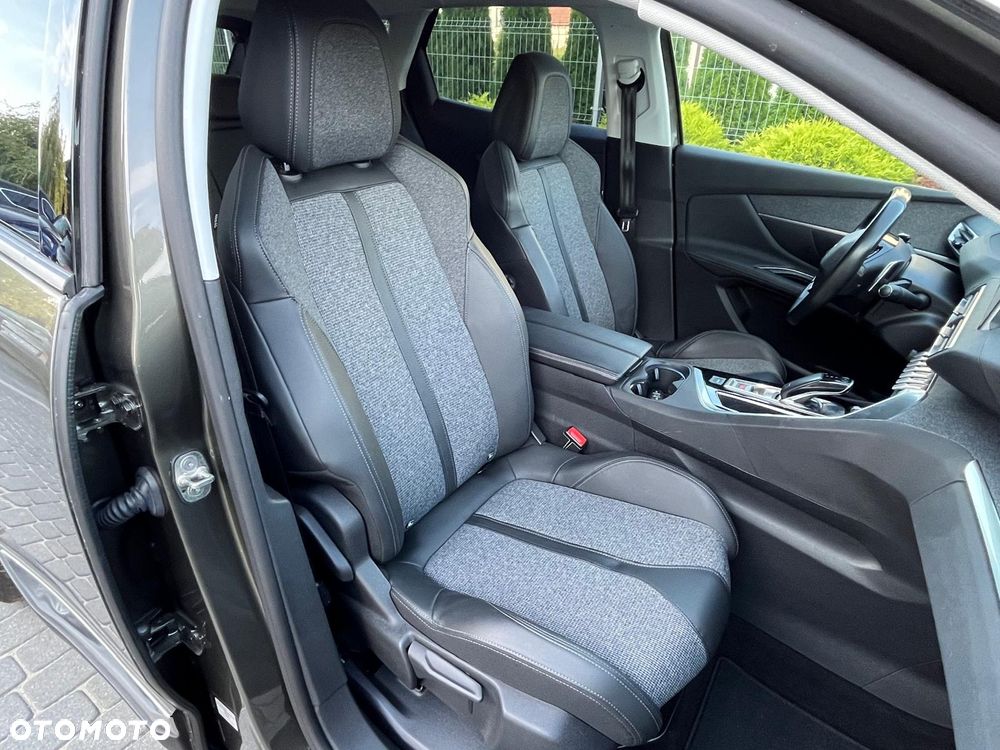 Peugeot 3008 - 17