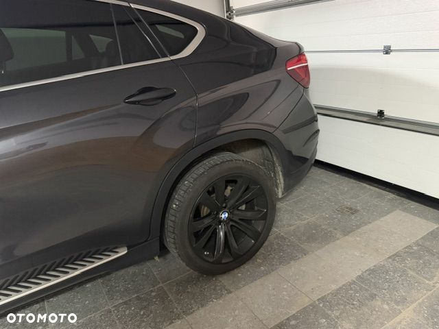 BMW X6 xDrive40d - 8