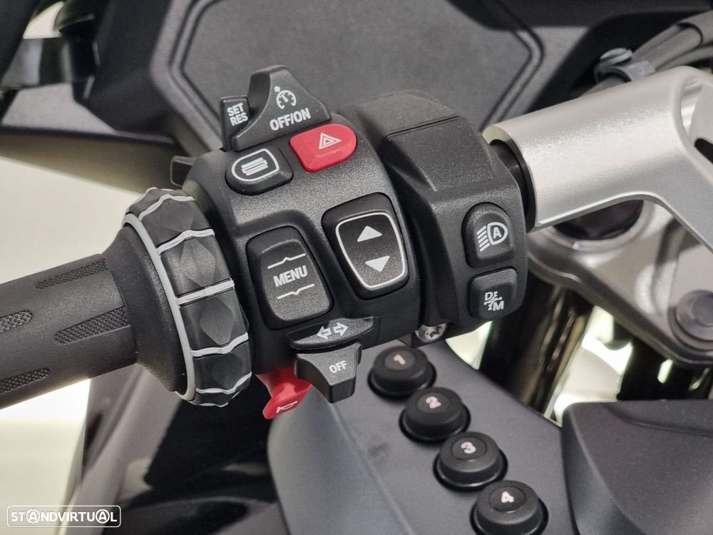 BMW R 1300 RT 1300RT Triple Black - 12
