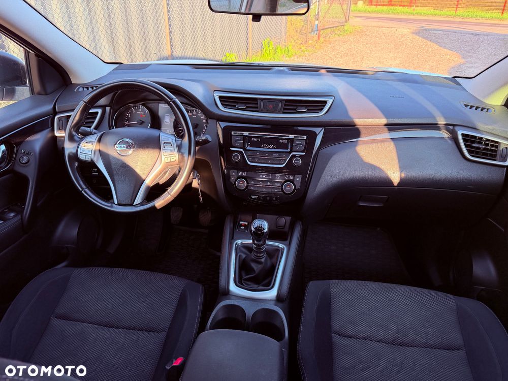 Nissan Qashqai 1.2 DIG-T Tekna EU6 - 8
