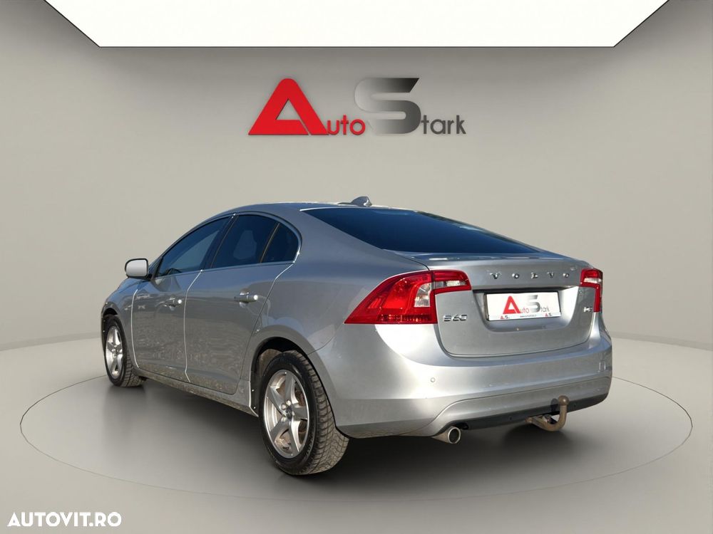 Volvo S60 D2 Momentum - 7