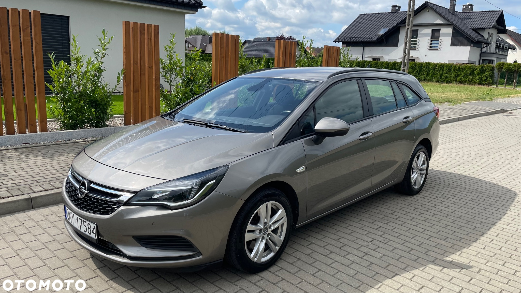 Opel Astra 1.6 CDTI Sports Tourer Active - 19