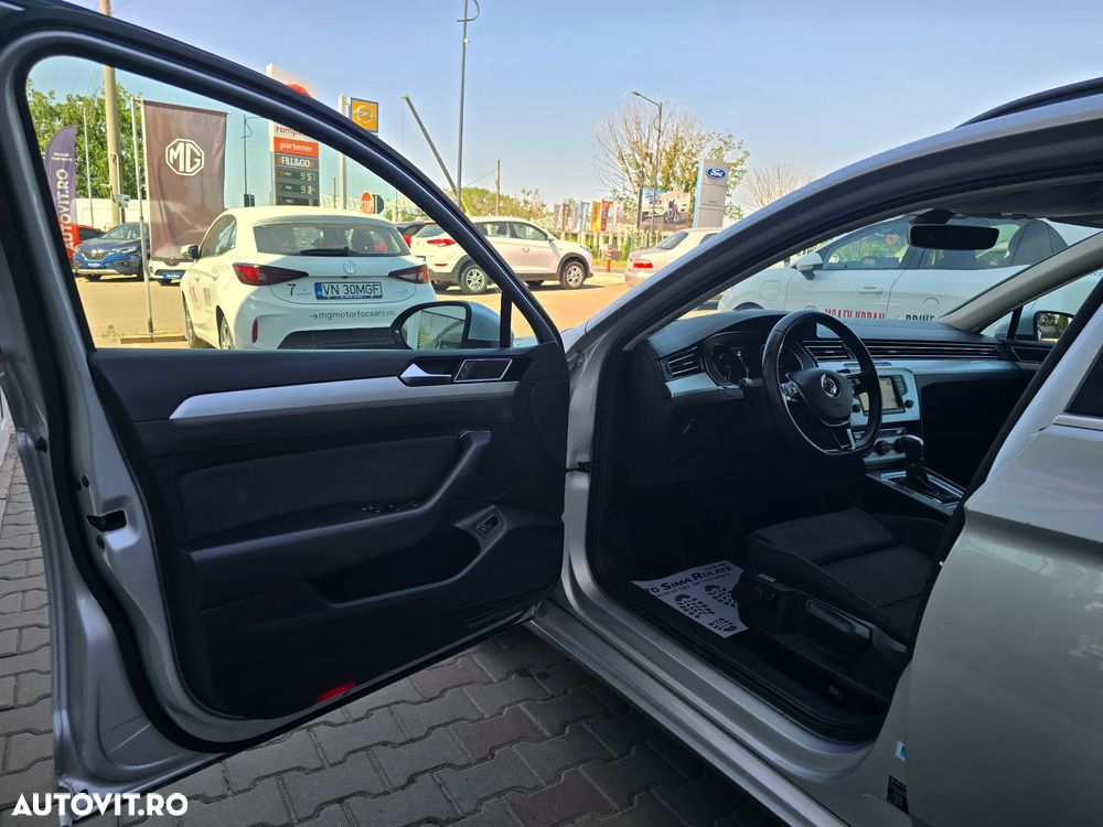 Volkswagen Passat - 18