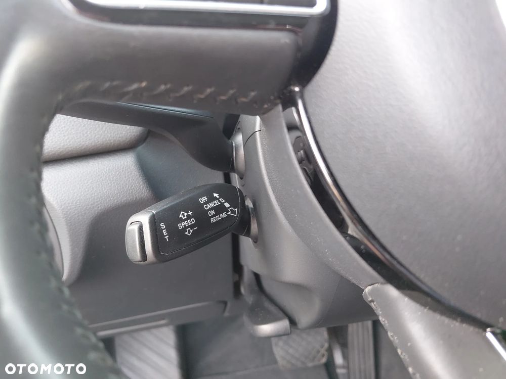 Audi Q3 2.0 TDI Quattro Design S tronic - 18