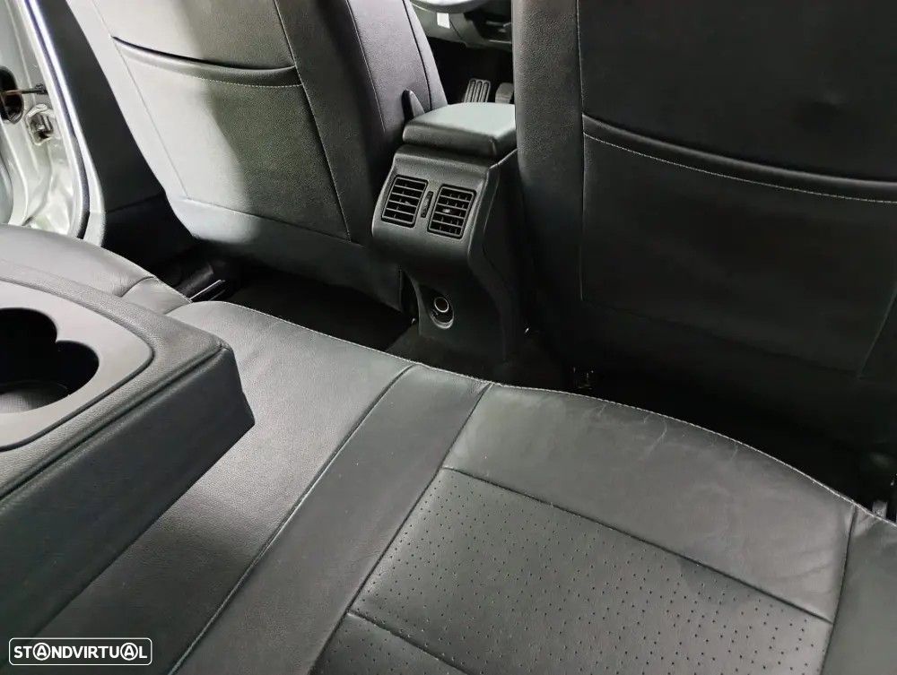 Renault Fluence 1.5 dCi Exclusive — fotografia 25