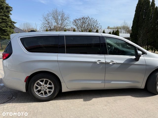 Chrysler Pacifica - 8