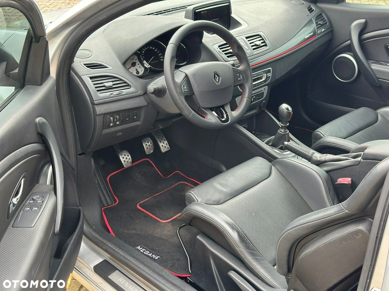 Renault Megane TCe 250 Coupe Sport - 5