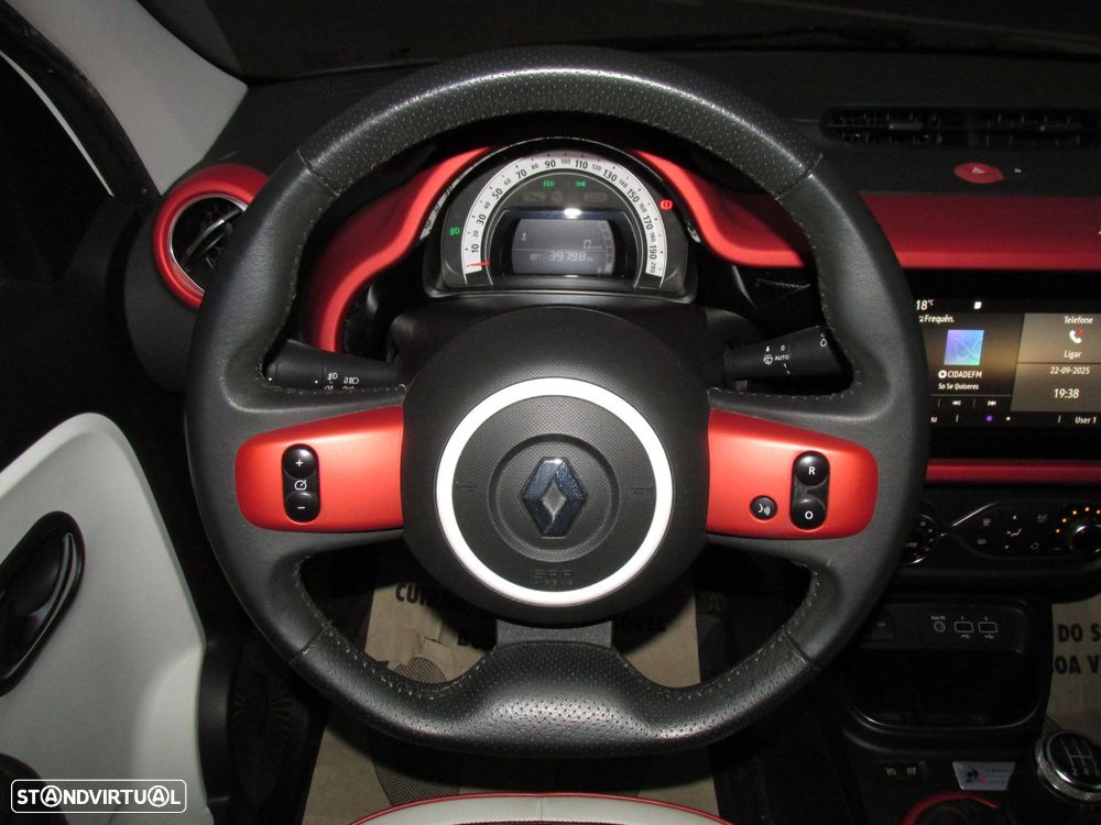 Renault Twingo 0.9 TCe Le Coq Sportif - 23