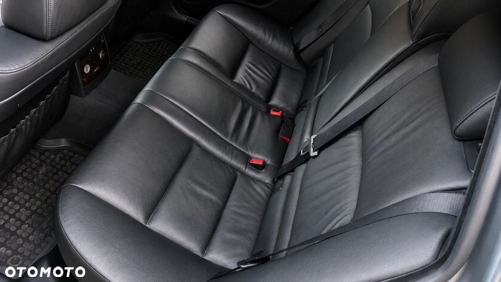BMW Seria 5 - 10