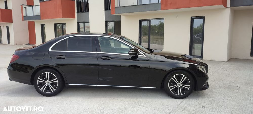 Mercedes-Benz E - 18