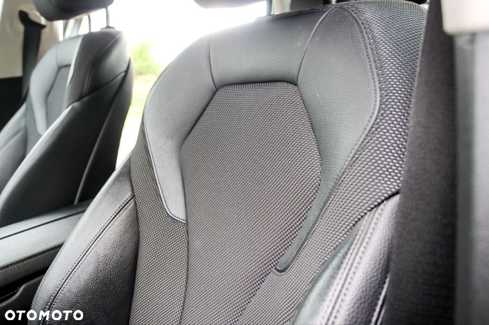 BMW Seria 5 518d Luxury Line sport - 13