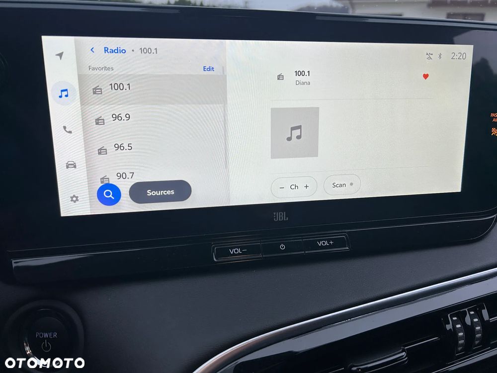 Toyota Mirai Luxury - 12