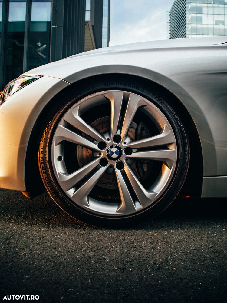 BMW Seria 3 335i Sport-Aut. Sport Line - 8