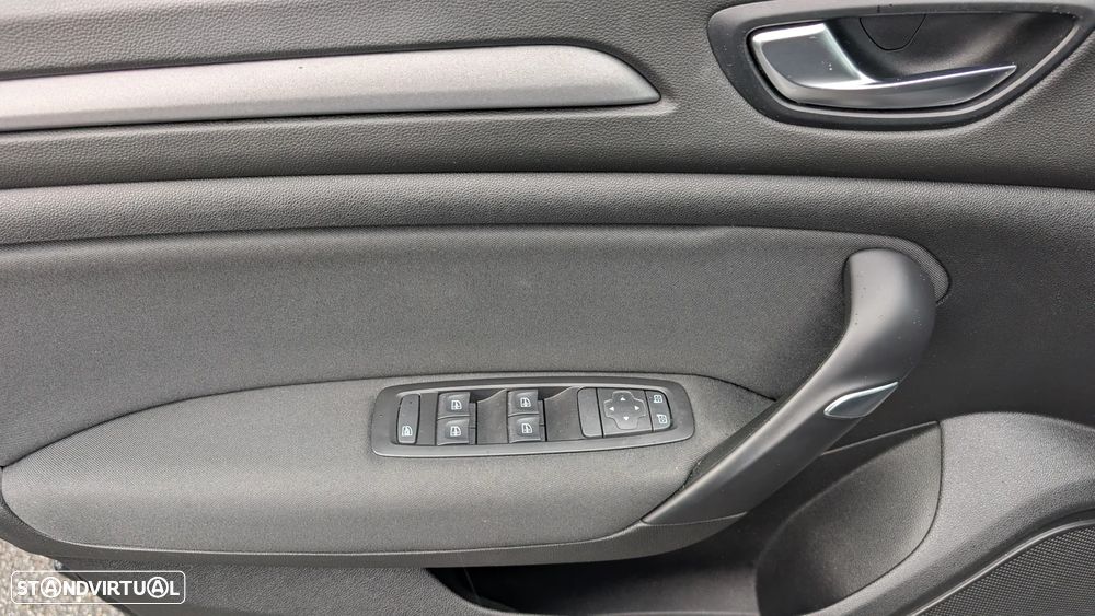 Renault Mégane Sport Tourer 1.6 E-Tech Plug-In Hybrid Equilibre - 14