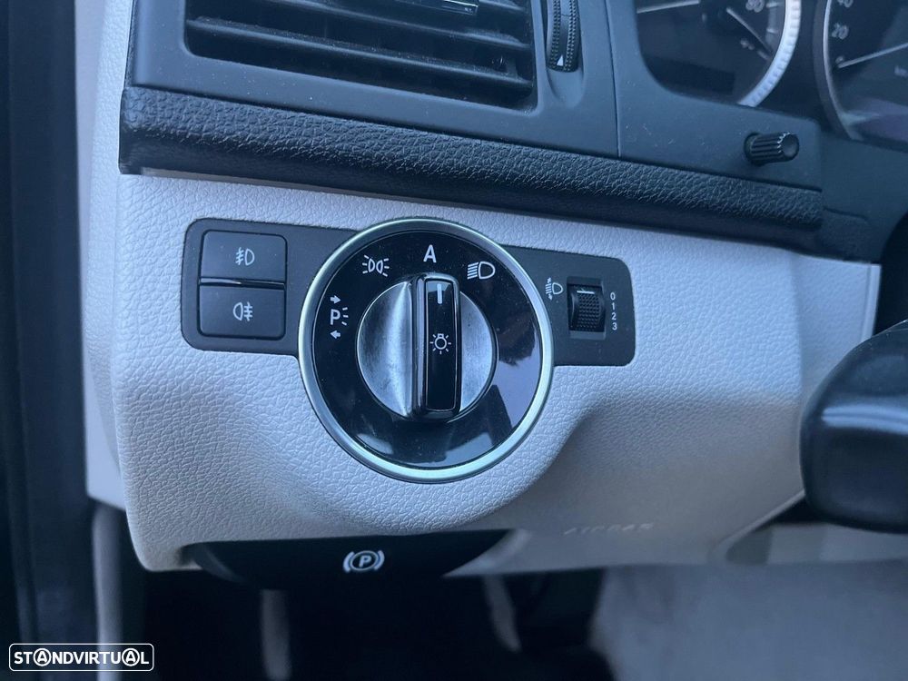 Mercedes-Benz C 220 - 8