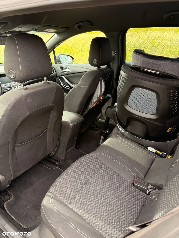 Opel Astra - 14