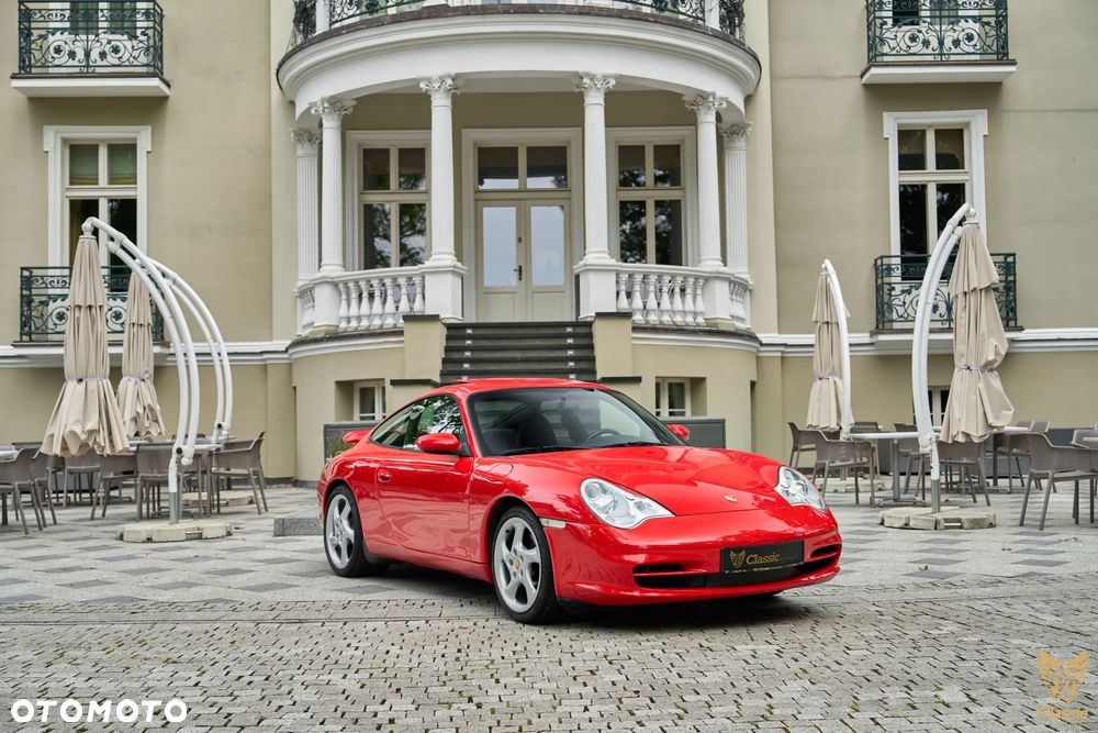 Porsche 911 Carrera - 8