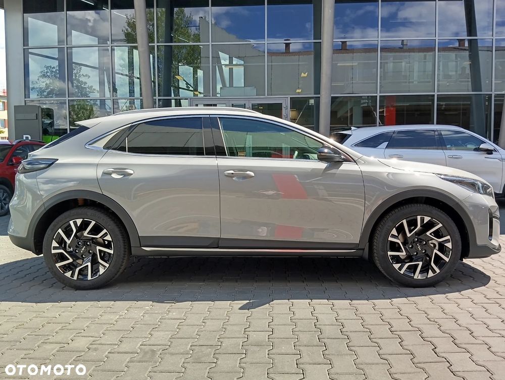 Kia XCeed 1.6 T-GDI Tribute DCT - 11