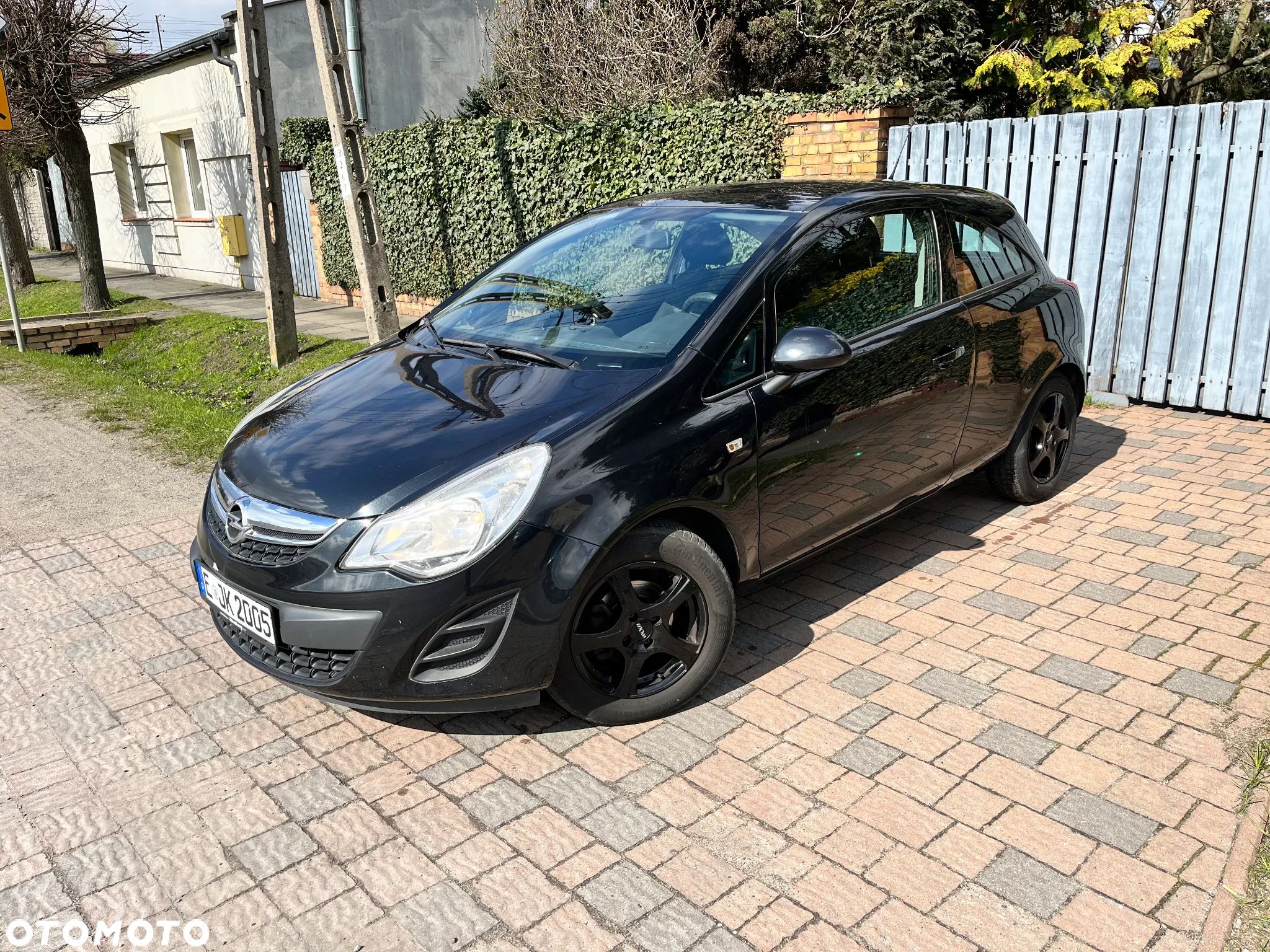 Opel Corsa 1.2 16V (ecoFLEX) Edition - 1