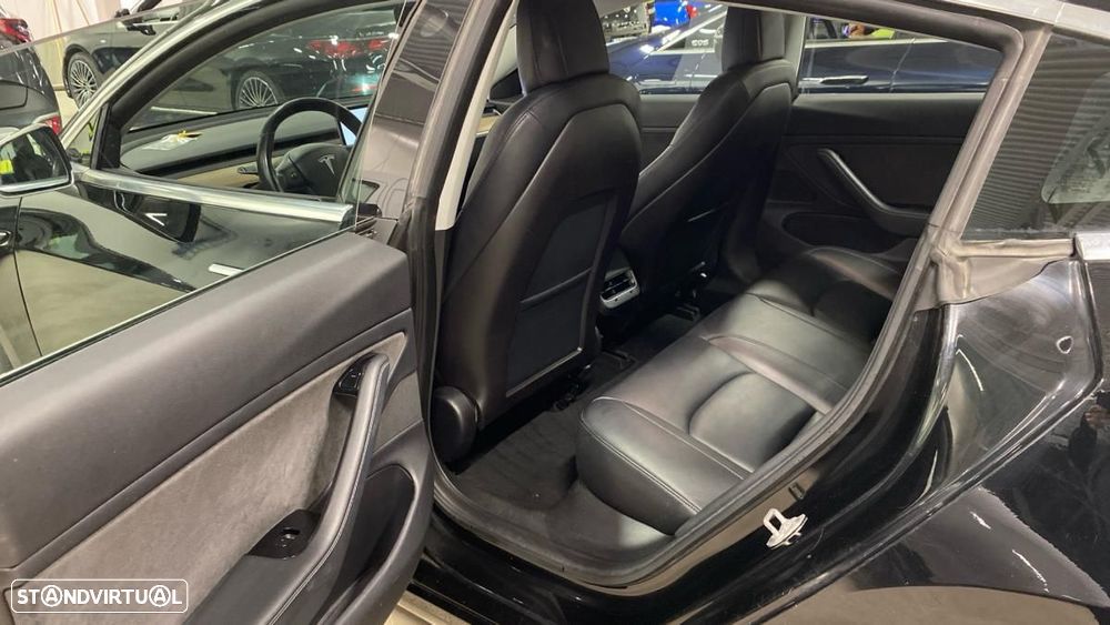 Tesla Model 3 Long-Range Dual Motor AWD - 6