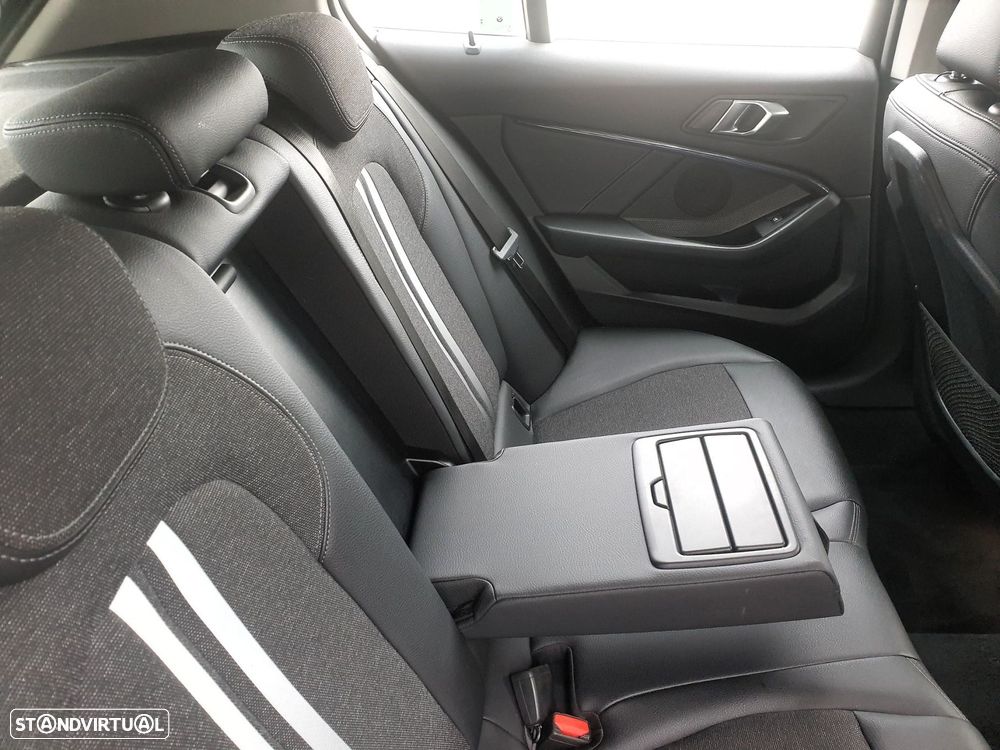 BMW 116 d Aut. Sport Line - 33