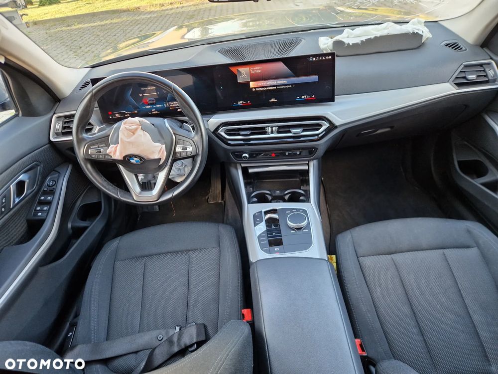 BMW Seria 3 318i - 7