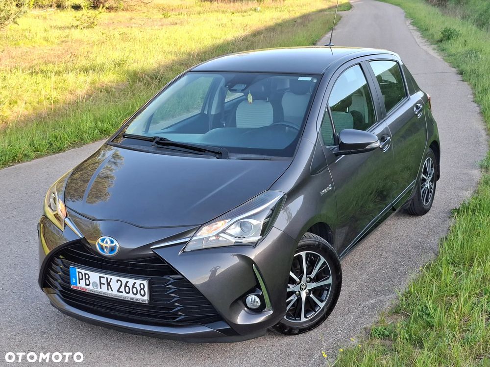 Toyota Yaris Hybrid 100 Active EU6 - 8