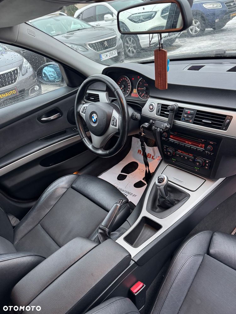 BMW Seria 3 - 16