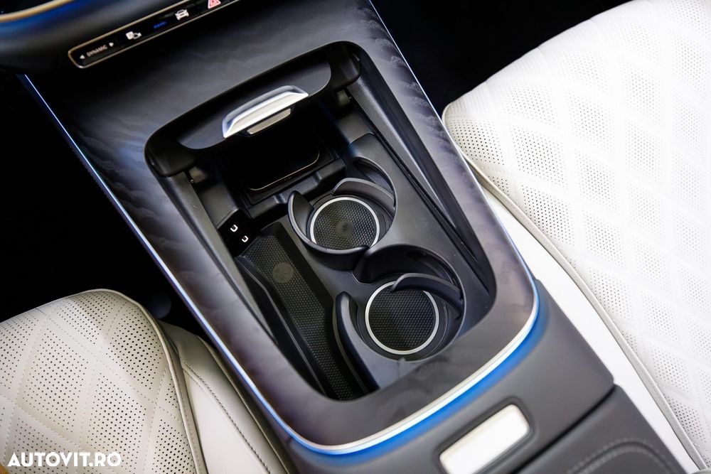 Mercedes-Benz E 200 9G-TRONIC - 32