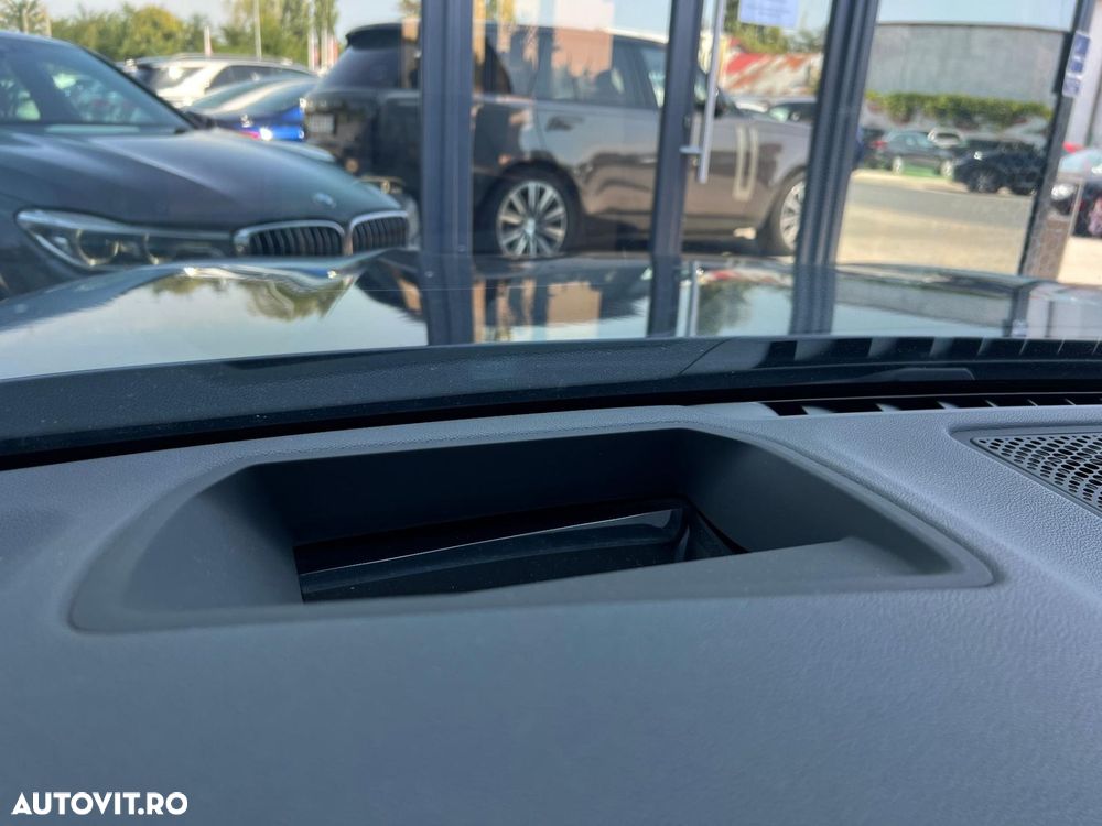 BMW Seria 7 - 26