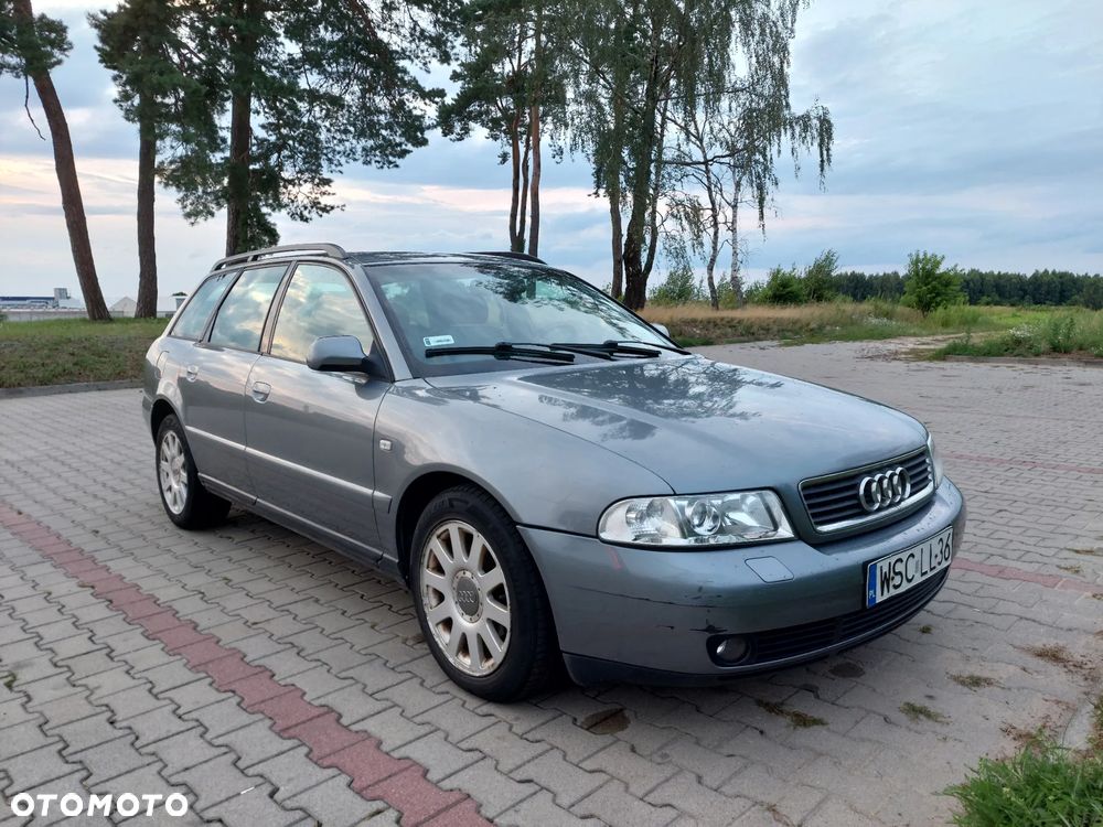 Audi A4 Avant 1.8 - 8