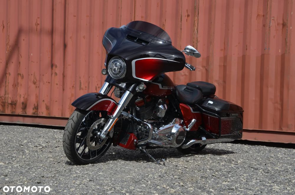 Harley-Davidson Touring Street Glide - 7