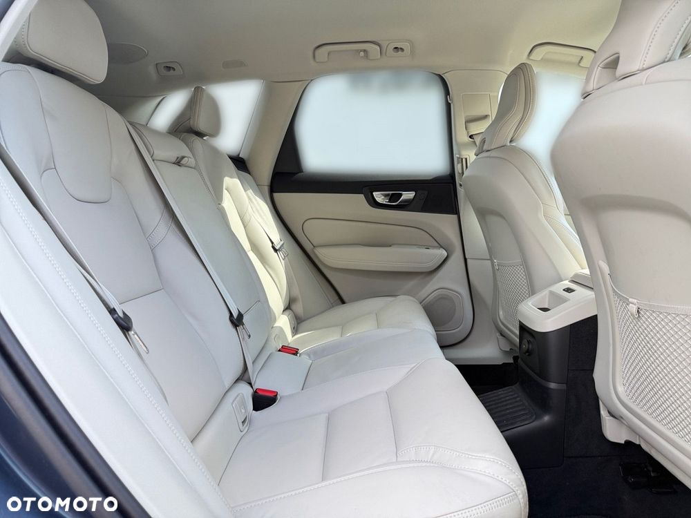 Volvo XC 60 - 28