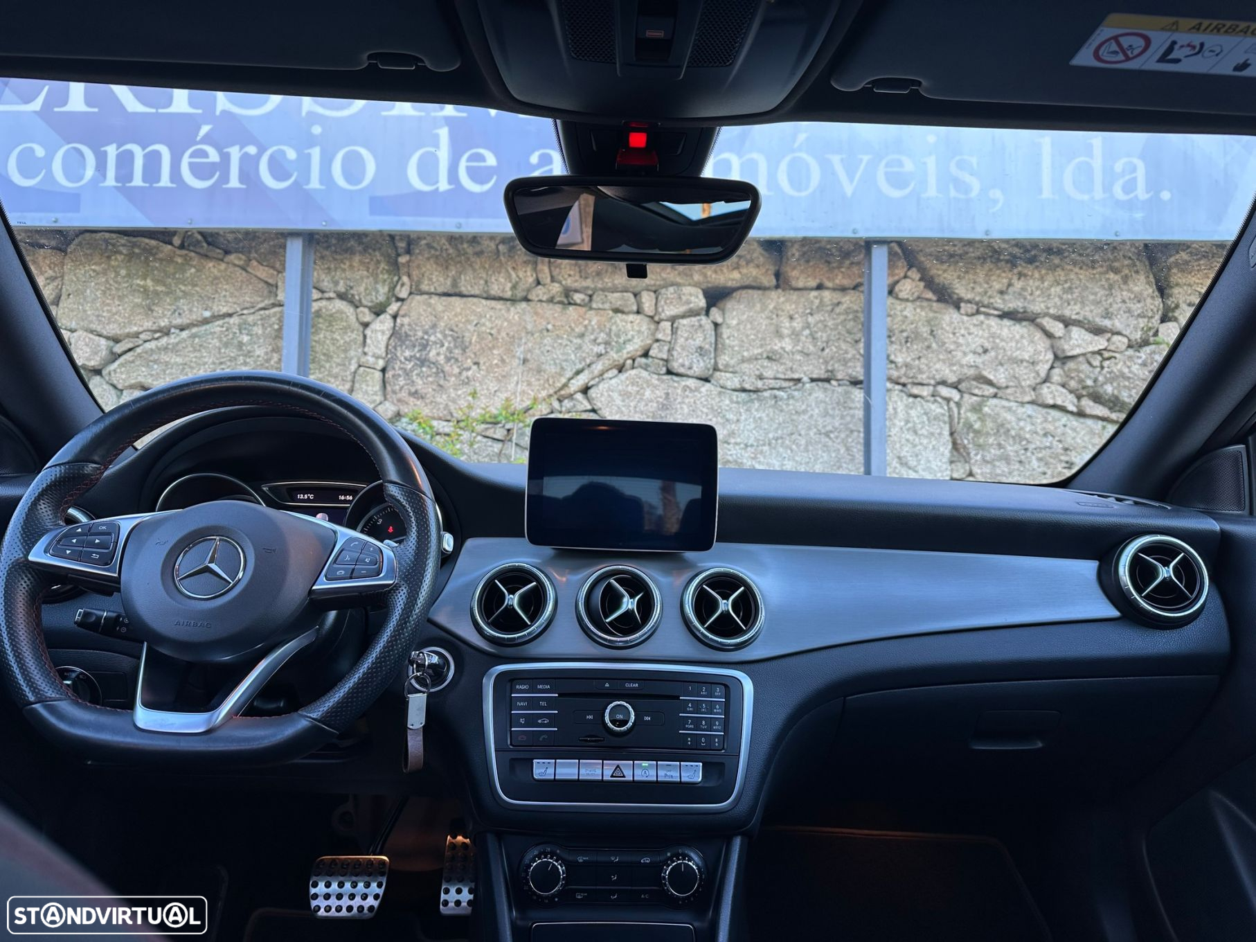 Mercedes-Benz CLA 180 - 16