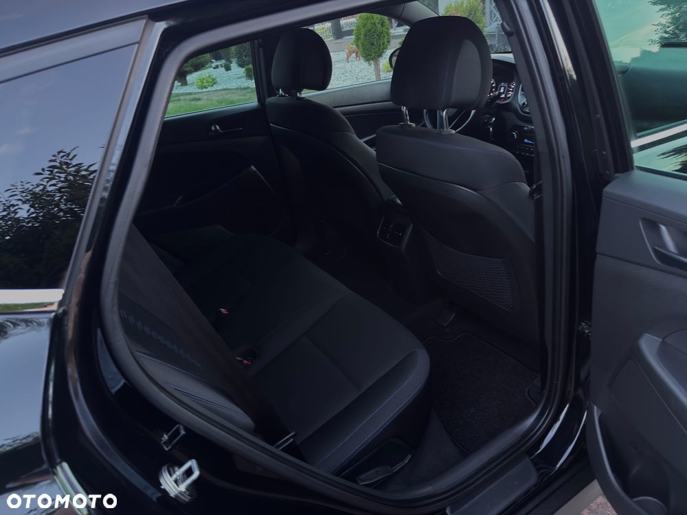 Hyundai Tucson 1.6 GDI BlueDrive Design 2WD - 10