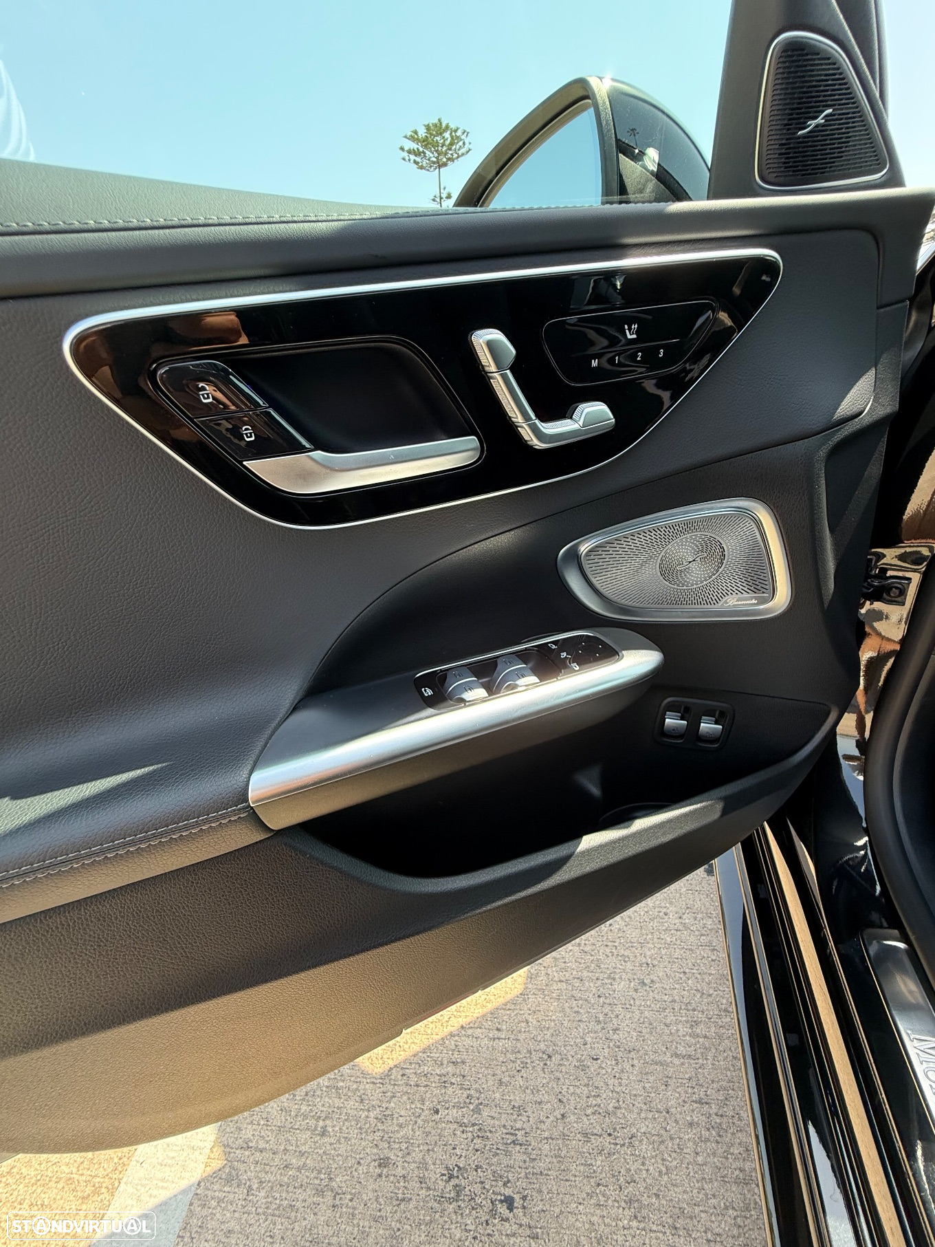 Mercedes-Benz C 300 e AMG Line - 19