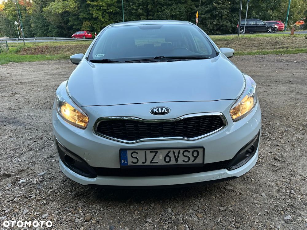 Kia Ceed - 3