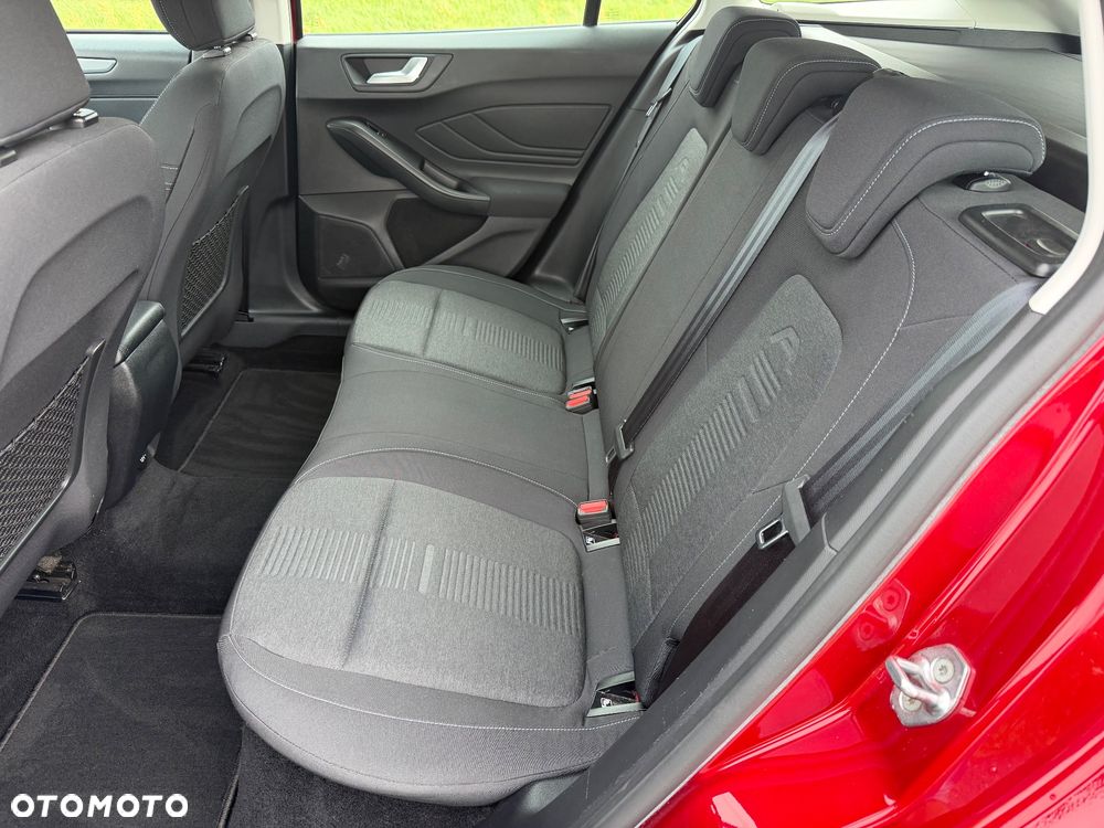 Ford Focus 1.5 EcoBoost Active - 29