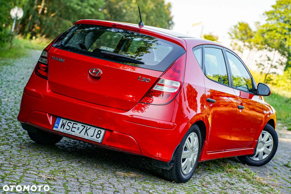 Hyundai i30 1.4 Base - 15
