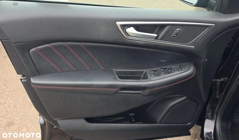 Ford Edge - 12