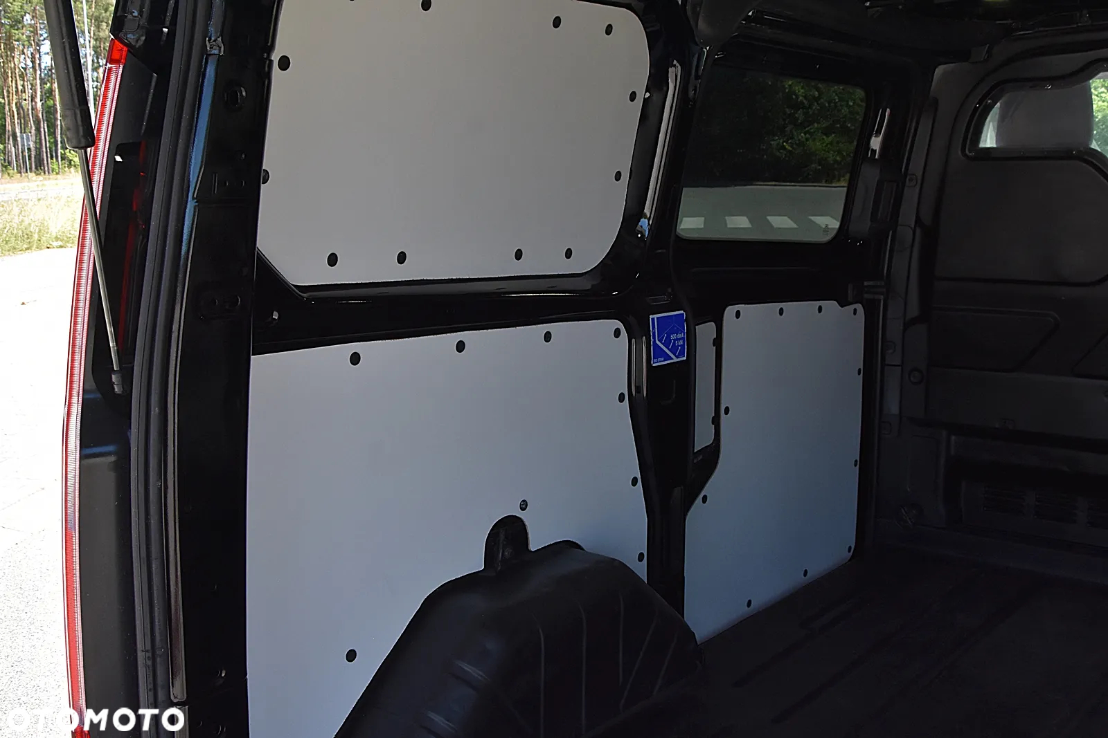 Ford TRANSIT CUSTOM 2.0 170KM - 31