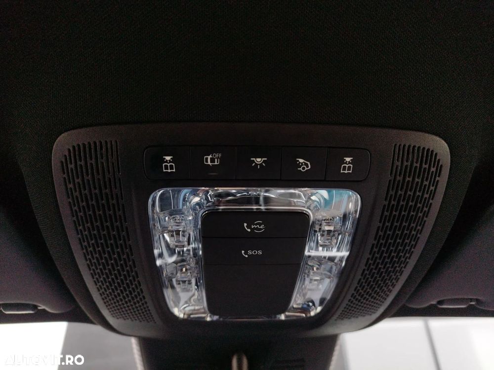 Mercedes-Benz GLB - 14