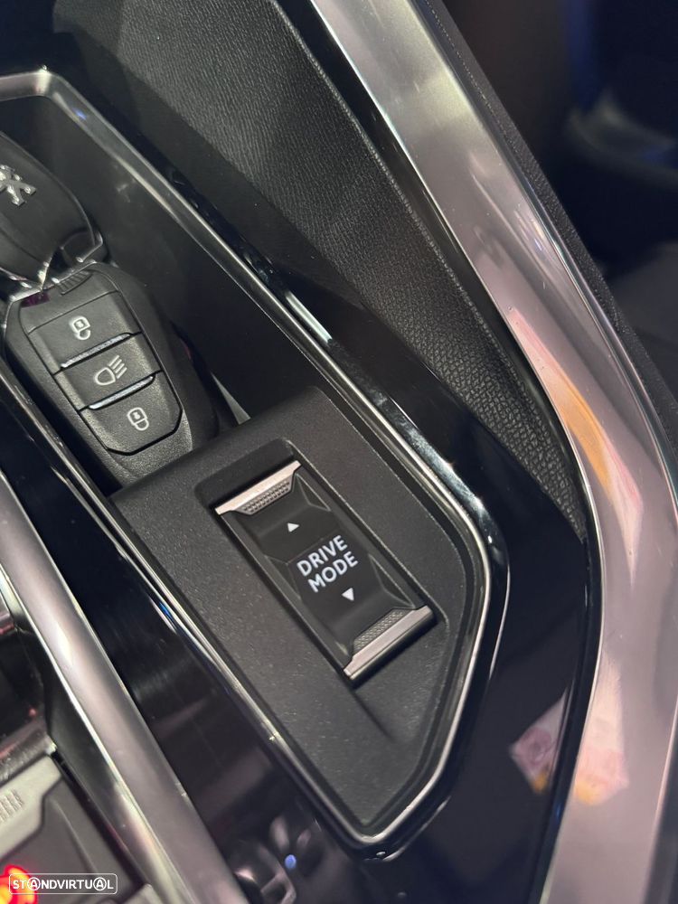 Peugeot 3008 1.2 PureTech GT Pack EAT8 - 47